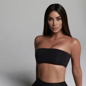 SKIMS Fits Everybody Bandeau Black Size L NWT Strapless Top